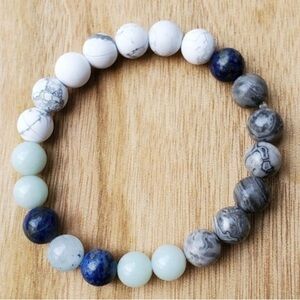 Rock The Feather Ocean Mala Bracelet 8mm NWT